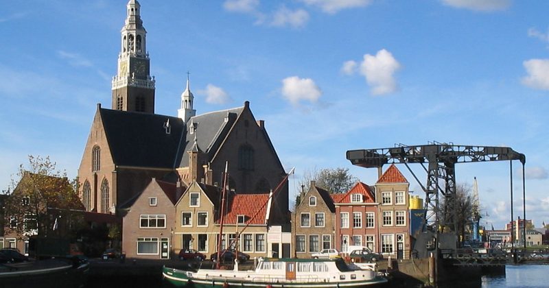 1280px-Maassluis_kerkeiland